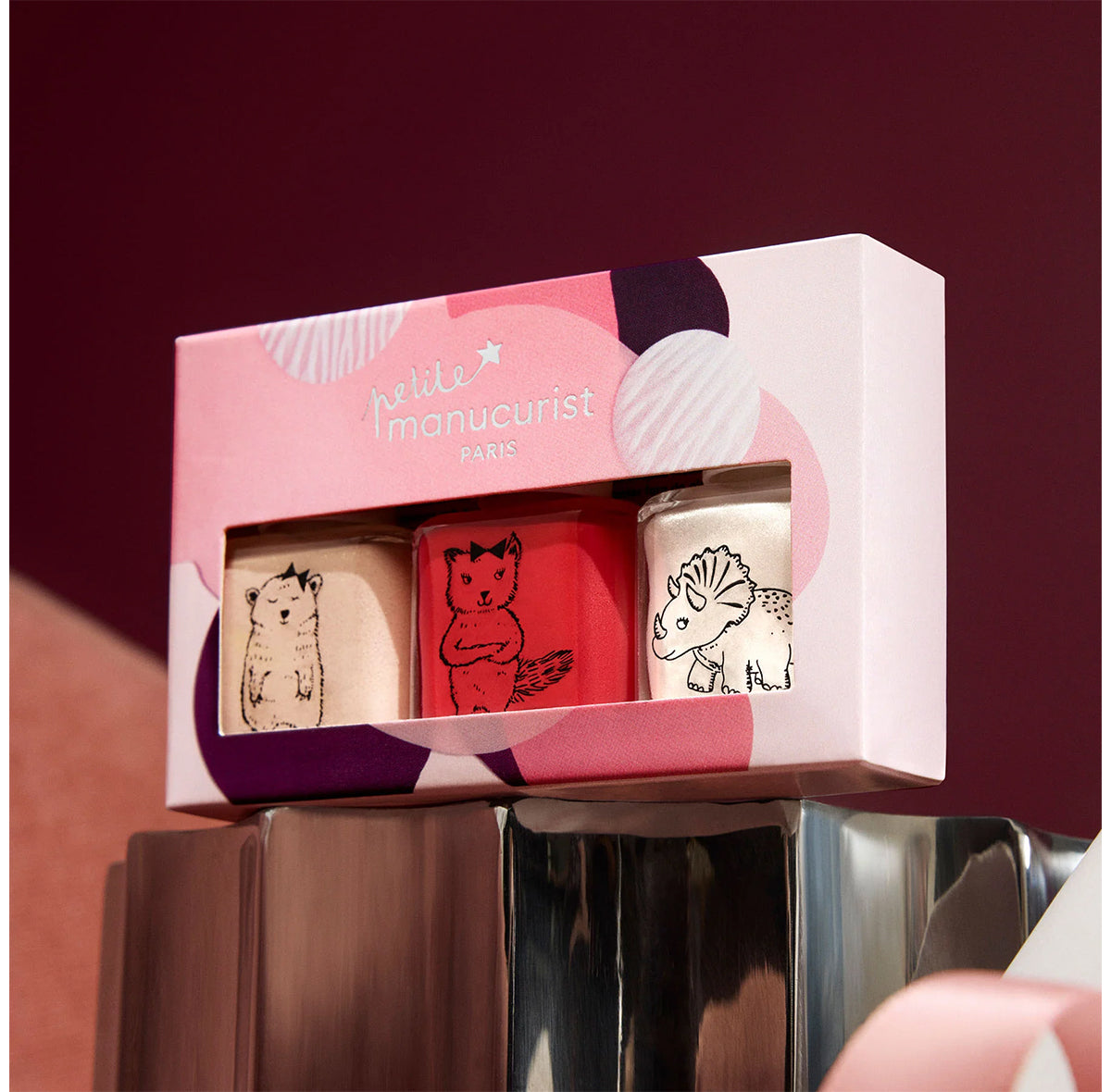 “Petite Manucurist Trio” riboto leidimo nagų lakų rinkinys